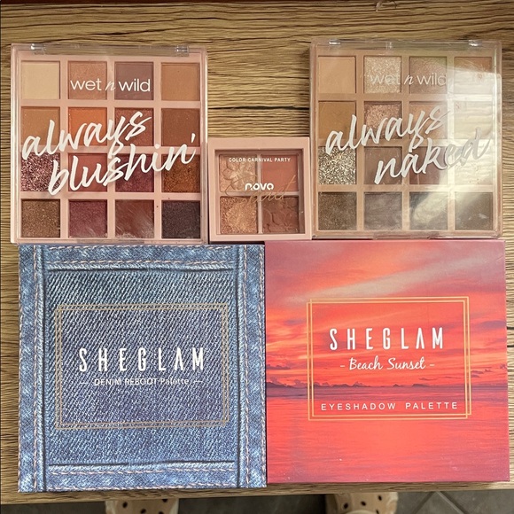 Eyeshadow Palettes bundle - Picture 2 of 7
